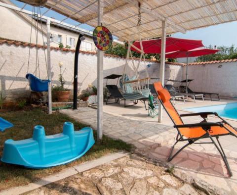 Mini-hôtel avec piscine à Valbandon, Fažana - pic 15