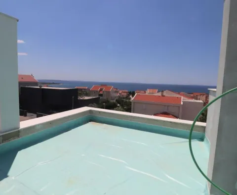 Dwupoziomowy penthouse z tarasem na dachu w Pag w Novalji - pic 22 Dwupoziomowy penthouse z tarasem na dachu w Pag w Novalji - pic 22