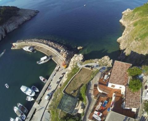 Romantic house at the edge of Old Medieval town with fantastic sea views - pic 7