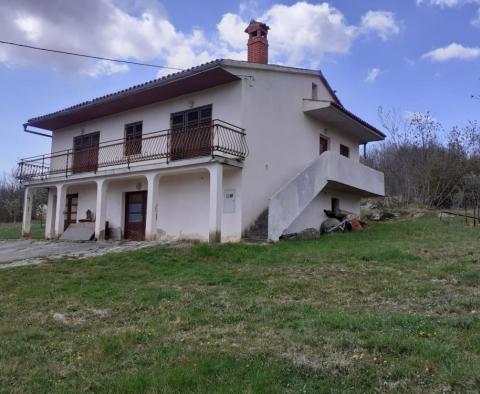 Lovely house in Hum, Buzet on a land plot of 3834 sq.m. 