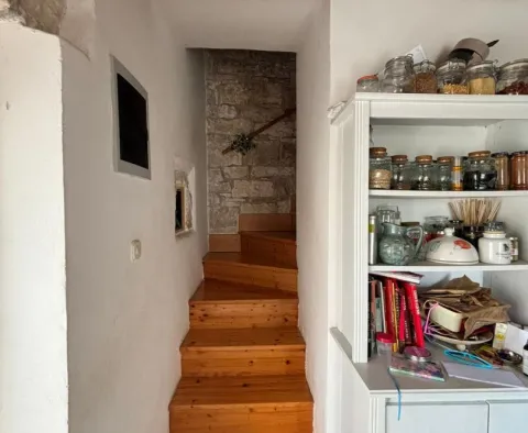 Authentic stone house in Kanfanar, Rovinj area, for sale - pic 30 Authentic stone house in Kanfanar, Rovinj area, for sale - pic 30