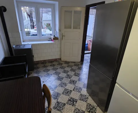 Levný dům v Kolanu, Pag, na prodej - pic 10