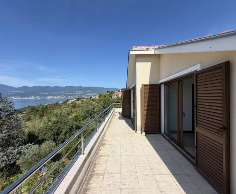 Haus in Kantrida, Rijeka, nur 200 m vom Meer entfernt, zu verkaufen - foto 38 Haus in Kantrida, Rijeka, nur 200 m vom Meer entfernt, zu verkaufen - foto 38