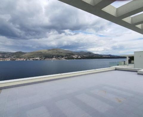 Outstanding waterfront modern villa with infinity pool within new community on Ciovo - pic 20