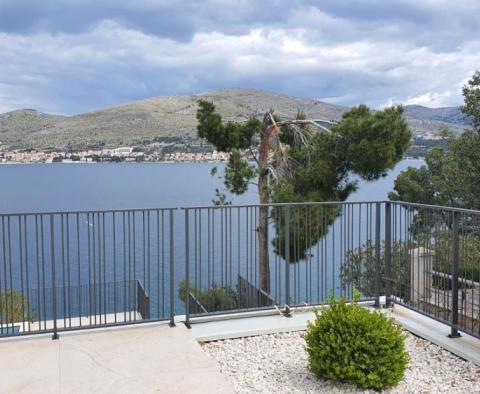 Fantastic modern waterfront design villa within high-tech condo on Ciovo - pic 12