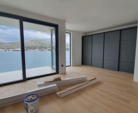 Fantastische moderne Villa am Wasser Design in High-Tech-Wohnung auf Ciovo - foto 29