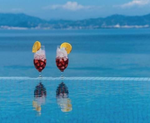 Piękna nowo wybudowana willa z basenem na wyspie Peljesac, tuż przy plaży - pic 4