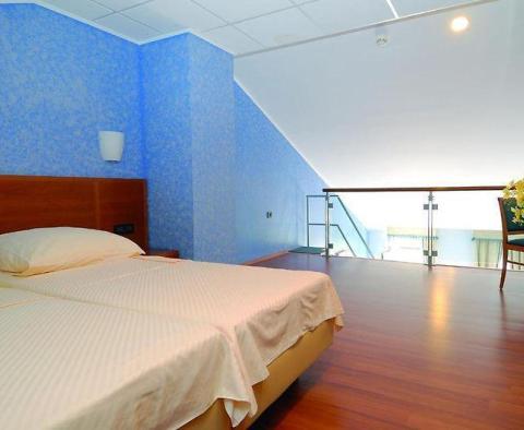 Hotelový komplex **** 4 hvězdiček s velkým potenciálem na Cresu - pic 26