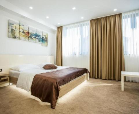 Drei Hotelgebäude zum Verkauf in Zagreb, Kategorie 3 *** Sterne - foto 3