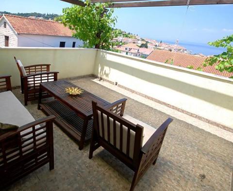 Lovely villa for sale in Sutivan on Brac, with three apartments - pic 5