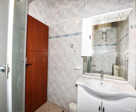 Apartmánový dům 6 bytových jednotek s výhledem na moře v POREČ pouhých 200 metrů od moře - pic 41