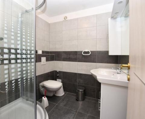 Apartmánový dům 6 bytových jednotek s výhledem na moře v POREČ pouhých 200 metrů od moře - pic 57