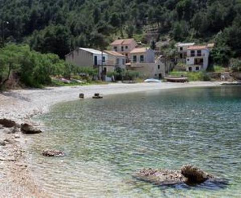 Projet de huit villas mitoyennes et de deux villas indépendantes à Hvar à environ 700 mètres de la mer - pic 6