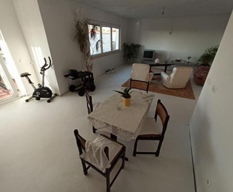 Квартира в Ровине всего в 150 метрах от моря - фото 8