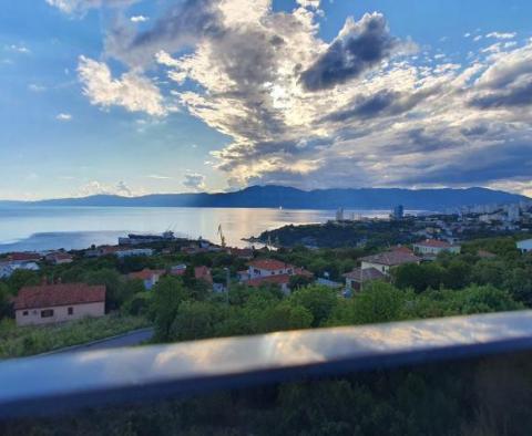 Luksusowa willa w Kostrenie z panoramicznym widokiem na morze - pic 7