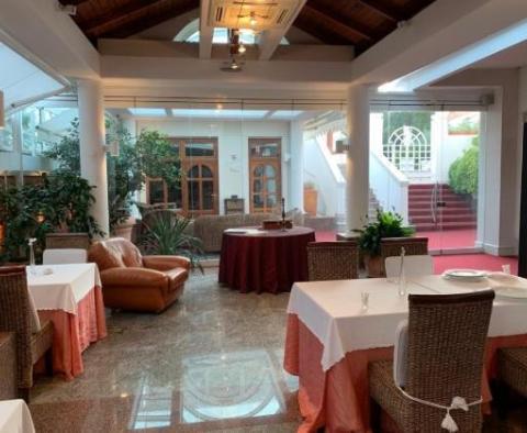 Hôtel et restaurant de luxe 5***** étoiles à vendre en Istrie - pic 33