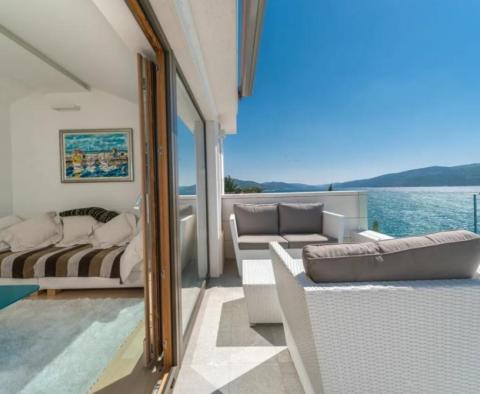 Gut positioniert auf einer grünen Halbinsel direkt am Meer Villa mit Zugang zum Strand, Kroatien - foto 24