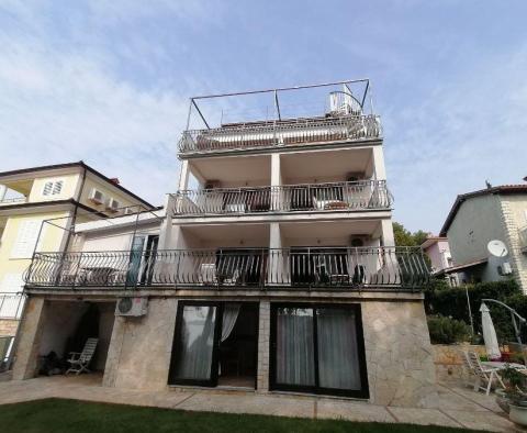 Apartmánový dům jen 40 m od pláže, vysoké příjmy! - pic 3