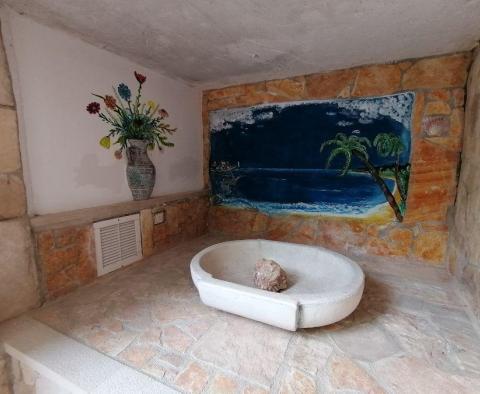 Apartmánový dům jen 40 m od pláže, vysoké příjmy! - pic 20