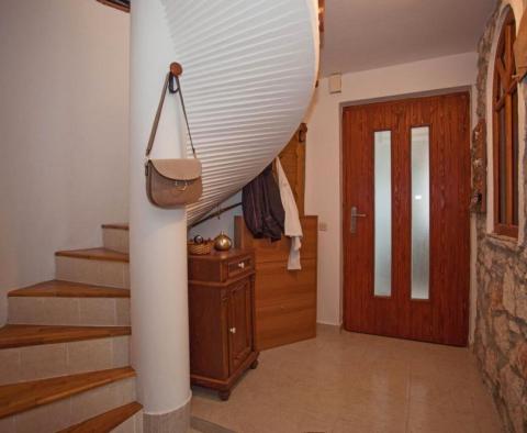 Beautiful apartment house with sea views in Banjole! - pic 52