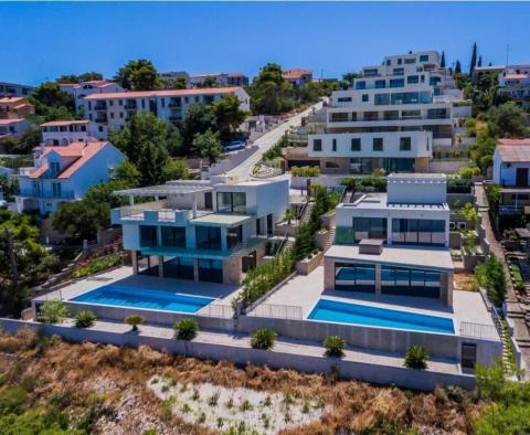 Villa moderne exceptionnelle au bord de l'eau avec piscine à débordement dans la nouvelle communauté de Ciovo - pic 43