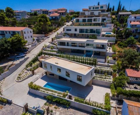 Nouvelle copropriété moderne en bord de mer sur Ciovo propose des villas à vendre - pic 14