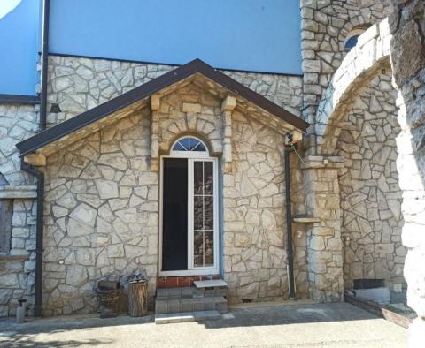 Stone house with garden for sale in Banjole just 200 meters from the beach!  
