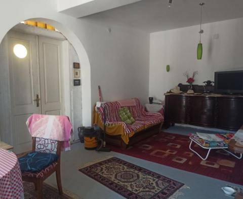 Stone house with garden for sale in Banjole just 200 meters from the beach!  - pic 21