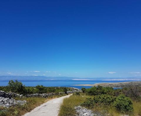 Agricultural land plot on Cres island 