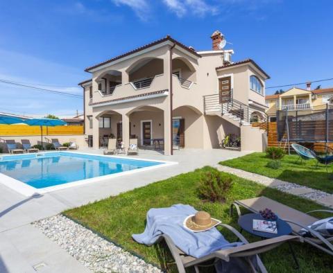 Villa avec piscine et deux unités résidentielles - pic 36