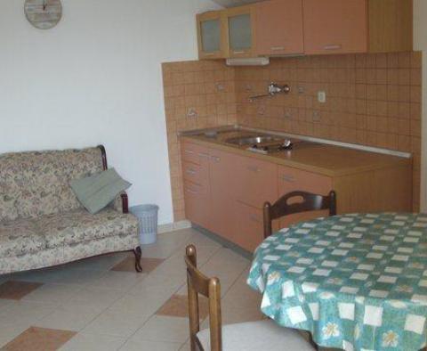 Első sorban nagyon magánház Vodice környékén, Prvic szigetén, első sor a tenger felé a kikötővel - pic 10