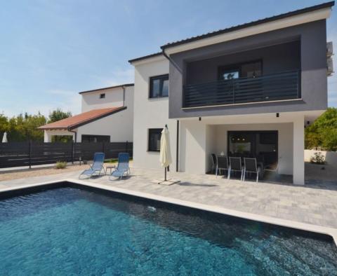 Schöne neue Villa mit Pool auf Krk zu verkaufen - foto 3