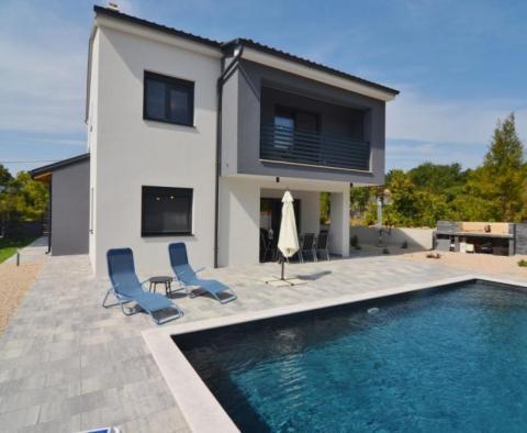 Schöne neue Villa mit Pool auf Krk zu verkaufen - foto 23