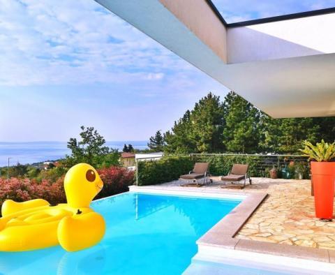 Villa Kostrenában, gyönyörű kilátással a tengerre egy nagy, 2200 nm-es telken. - pic 2