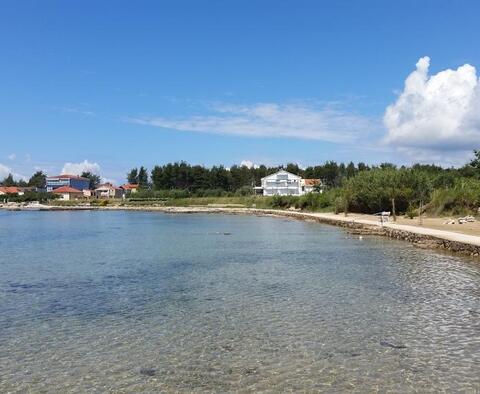 Projet d`investissement unique dans la région de Zadar juste à côté de la plage de sable - pic 21