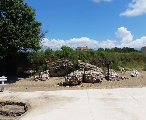 Unique investment project in Zadar area right by the sandy beach - pic 22
