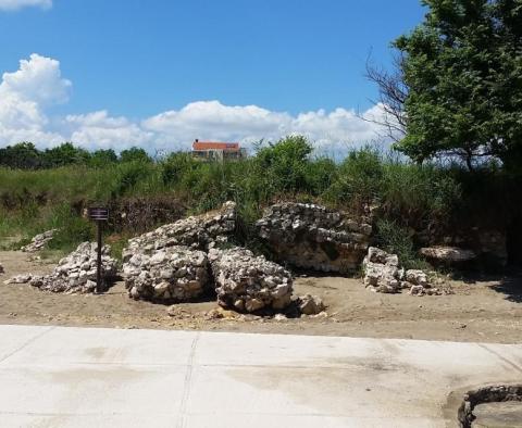 Einzigartiges Investitionsprojekt in der Gegend von Zadar direkt am Sandstrand - foto 31
