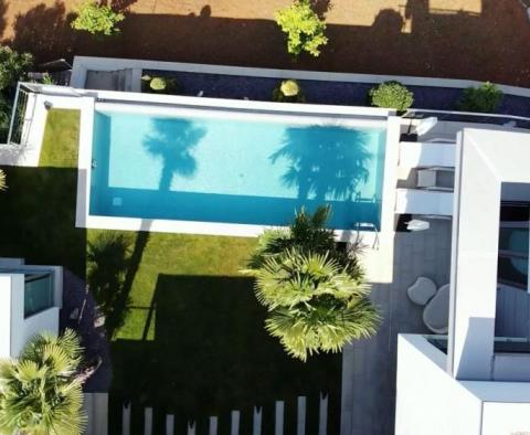 Luxury villa with beautiful sea views, swimming pool in Lovran - pic 8