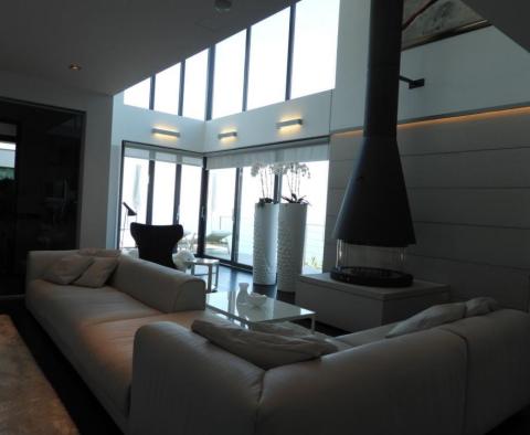 Luxury villa with beautiful sea views, swimming pool in Lovran - pic 53