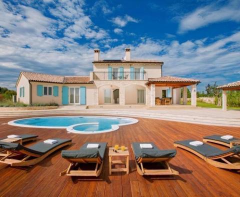 Authentic style villa with swimming pool in Bale 
