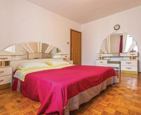 Dom z apartamentami na obrzeżach Puli! - pic 11