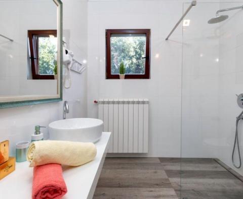 Dom z apartamentami na obrzeżach Puli! - pic 14