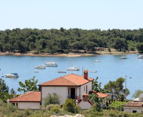 Villa mit offenem Meerblick im beliebten Medulin, nur 200 Meter vom Meer entfernt - foto 2