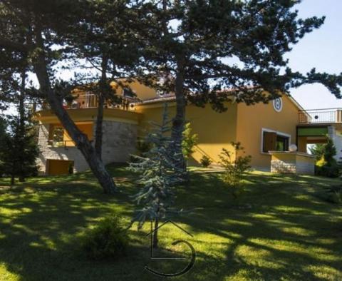 Exclusive estate with spacious garden and additional facilities, Žminj - pic 31