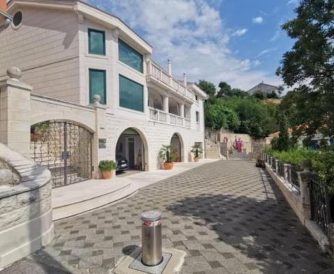 Luxury villa on Crikvenica riviera, just 50 meters from the beach 