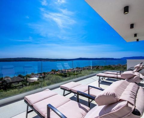 Luxury villa with swimming pool and sea view in Crikvenica just 450 meters from the sea - pic 18