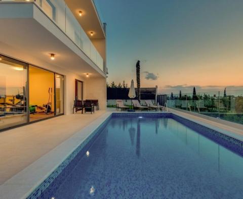 Luxury villa with swimming pool and sea view in Crikvenica just 450 meters from the sea - pic 56