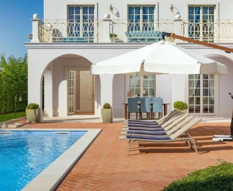 Impeccable beauty with a sea view - unique villa in Vabriga - pic 48