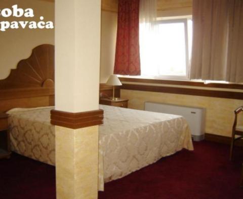 Eladó szálloda Vrbosko-ban - pic 3