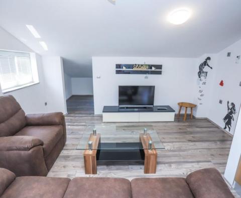Lux apartment in a new building with a garage in Tar-Vabriga, sea view - pic 7